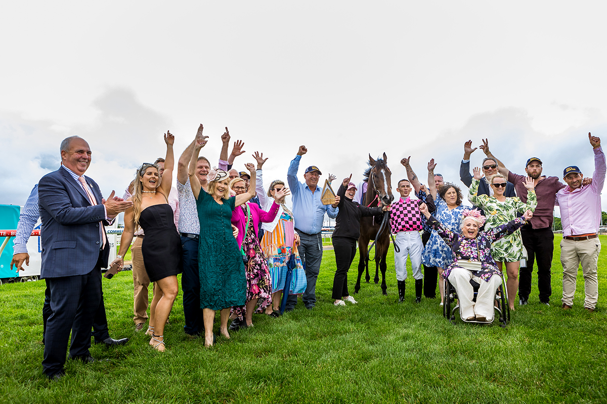 The King of the Mountain Raceday at Clifford Park Racecourse in Toowoomba, Queensland, celebrating high-stakes thoroughbred racing and one of Australia’s most iconic weight-for-age sprint events.
