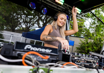 The King of the Mountain Raceday at Clifford Park Racecourse in Toowoomba, Queensland, celebrating high-stakes thoroughbred racing and one of Australia’s most iconic weight-for-age sprint events. The King of the Mountain Raceday at Clifford Park Racecourse in Toowoomba, Queensland, celebrating high-stakes thoroughbred racing and one of Australia’s most iconic weight-for-age sprint events.